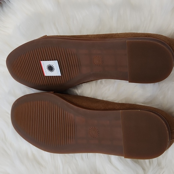NWOB. UGG Bonnie Suede Loafers Sz.9 - Picture 7 of 10
